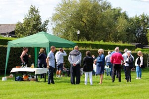 Spring Romance Owners enjoying Champagne hospitality