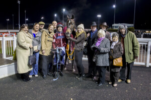 A winner (Spring Romance) with Owners