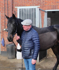 Racing Manager bonding with the Al Wukair