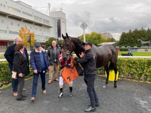"Woody" - in Winner's Enclosure at Kempton - runs at Lingfield