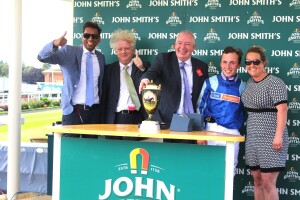 Happy connections of Pride Of America on the podium