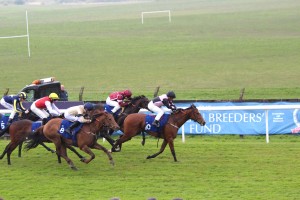Beauhaather (far side) in the closing stages